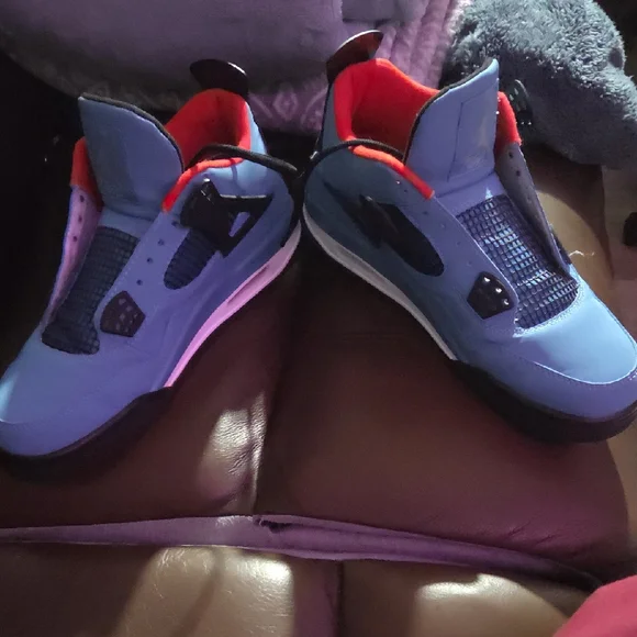 Jordan | Shoes | Jordan Blue And Red Athletic Shoes With  display picture 1